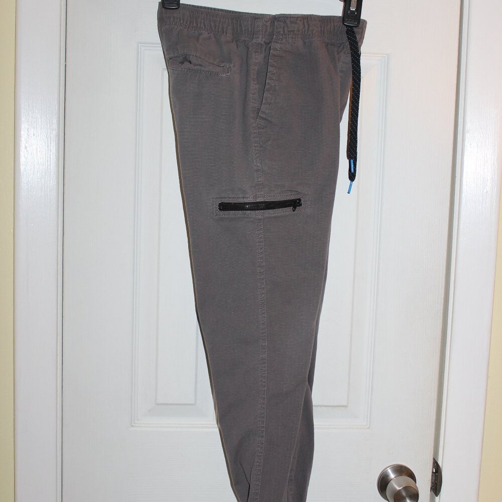 Ocean + Coast Boys Cargo Joggers | Sz Medium (10)